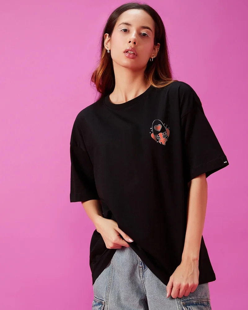 بيواكوف Women's Black Be Curious Graphic Printed Oversized T-shirt